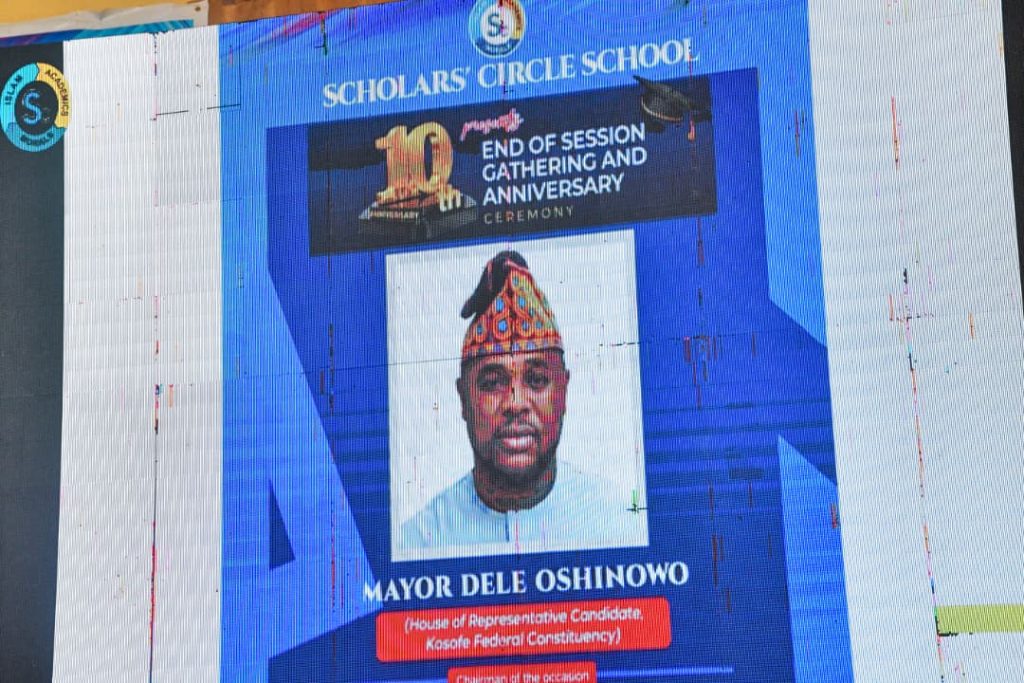 Mayor Dele Oshinowo Revives Students' Passion for Learning