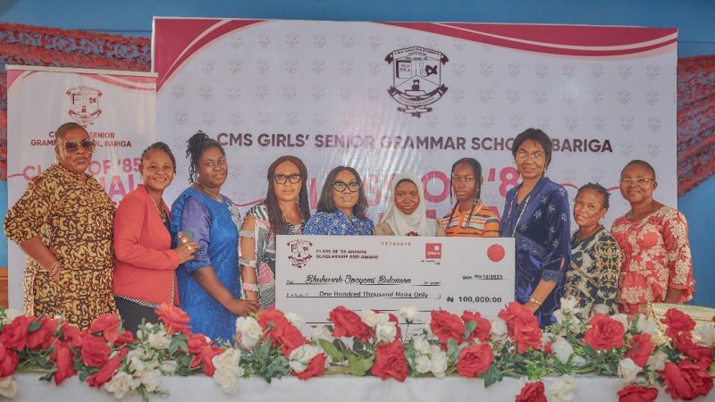 CMS Girls’ Old Students Association Class of ’85 Alumni doles out scholarship awards to students