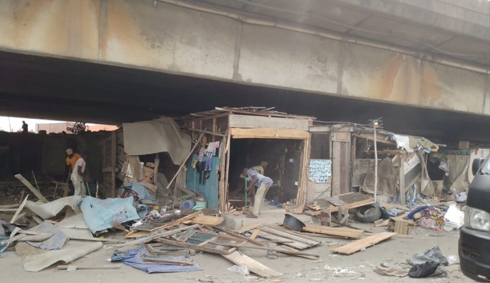 LASG clears illegal squatters from Ijora Under Bridge, over environmental concerns