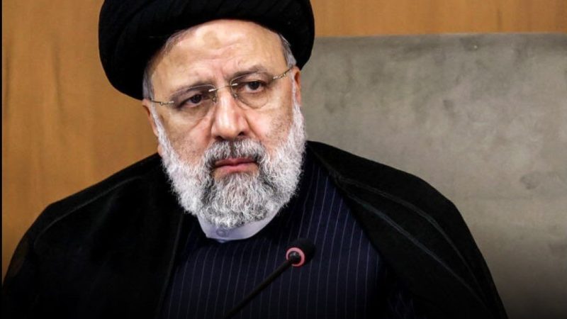 Helicopter carrying Iranian President Raisi crashes