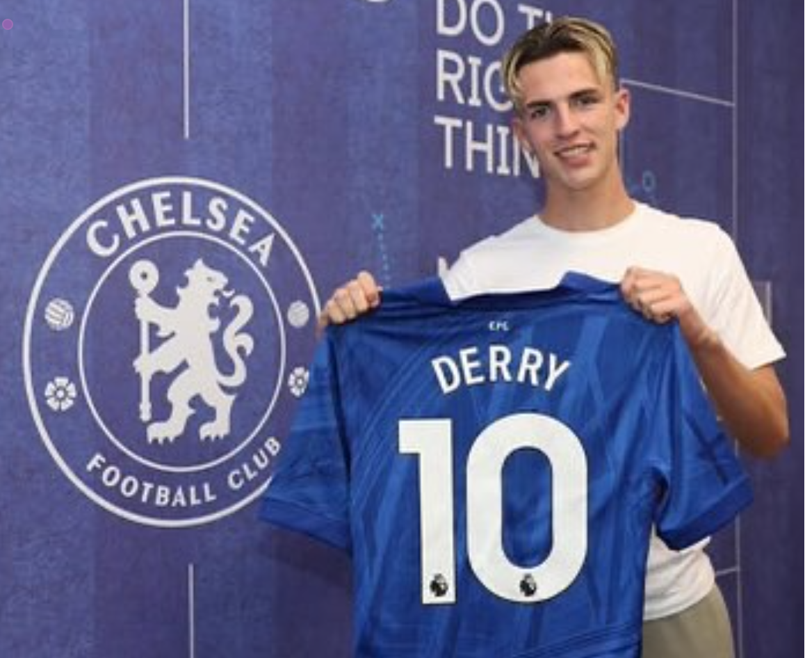 Chelsea sign Jesse Derry, loan Kendry Paez to Strasbourg