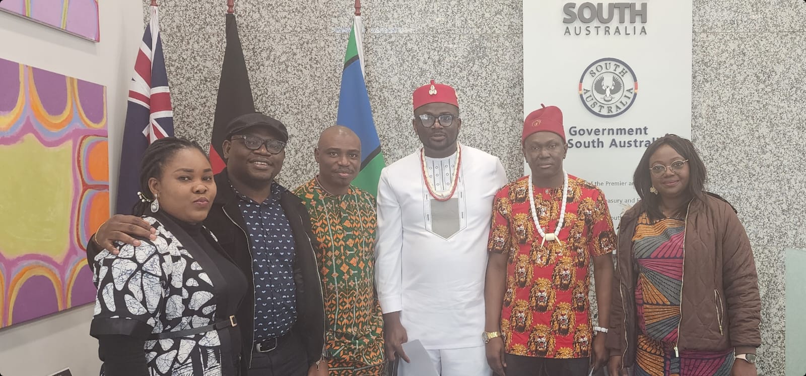 Igbo community of South Australia meets with Minister Zoe Bettison to discuss multicultural programs