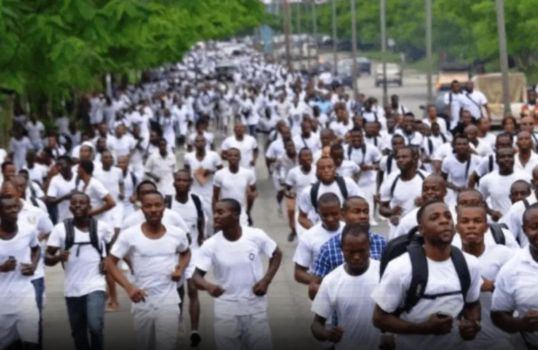 Over 400,000 Nigerians compete for 50,000 Police jobs as recruitment deadline extended