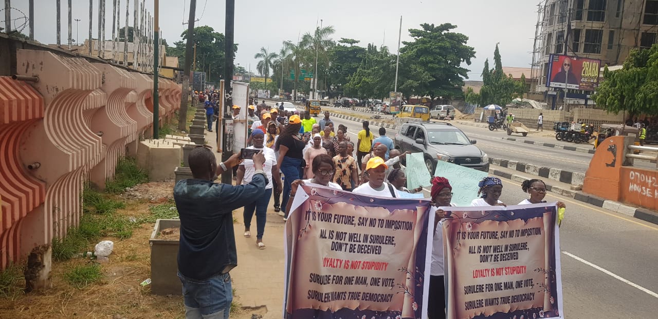 2027 Elections: APC members in Surulere protest candidate imposition