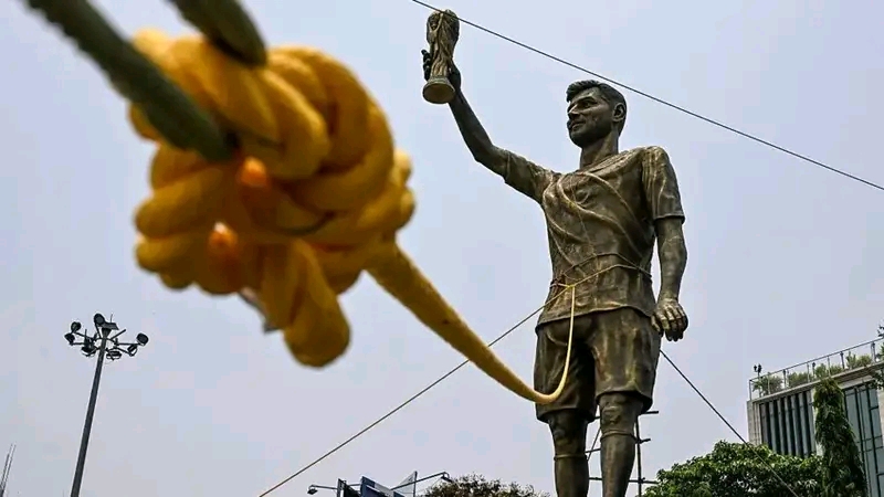 India to relocate giant Messi statue in Kolkata after safety concerns