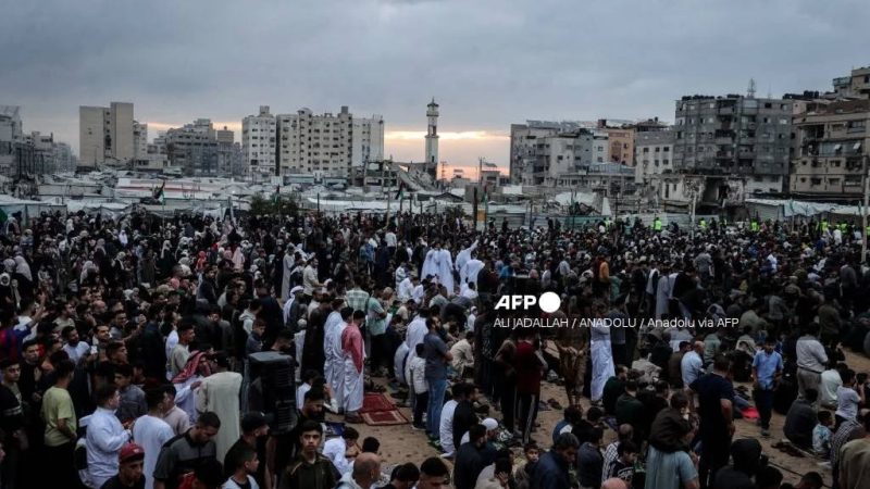 Gazans mark somber Eid amid war, scarcity and soaring prices