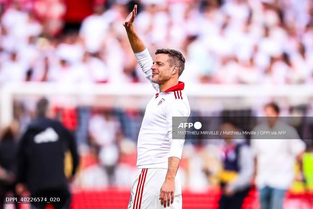 Former Chelsea Captain César Azpilicueta announces retirement from football