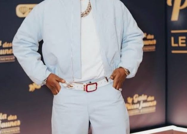 Davido urges Nigerian celebrities to speak out against insecurity and injustice