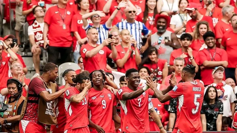 Switzerland finish top of Group B with 2-1 victory over Canada