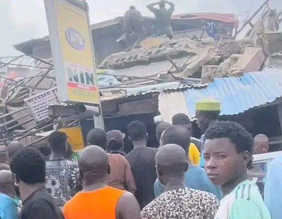 Panic as three-storey building collapses in Lagos