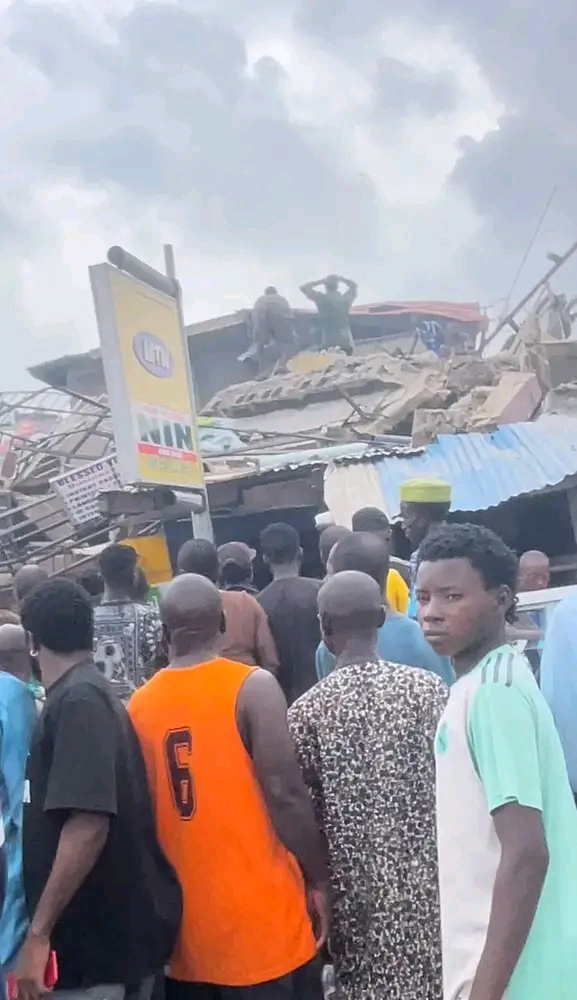 Panic as three-storey building collapses in Lagos