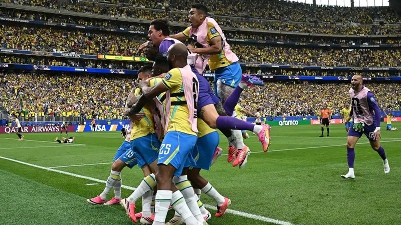 Martinelli's stoppage-time winner sends Brazil into World Cup round of 16, ends Japan's dream