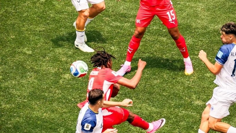 Switzerland thrash Bosnia-Herzegovina 4-1 to climb top of World Cup Group B