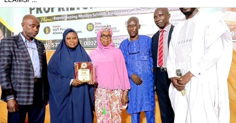Ogunmuyiwa hails LEAMSP as partner in educational advancement