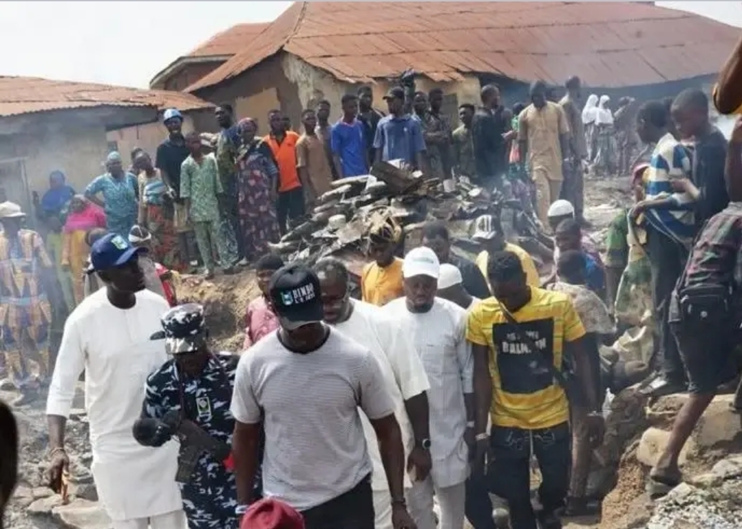 APM governorship candidate donates N2.5m to victims of Bode market fire in Oyo
