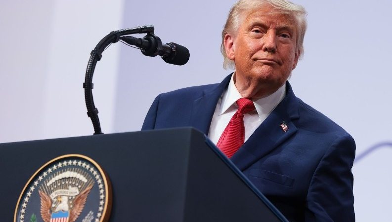 U.S. launches fresh wave of strikes on Iran as fighting intensifies