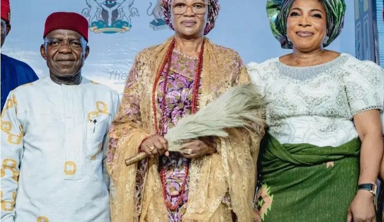 First Lady Oluremi Tinubu donates ₦2bn to boost Akwete weaving heritage