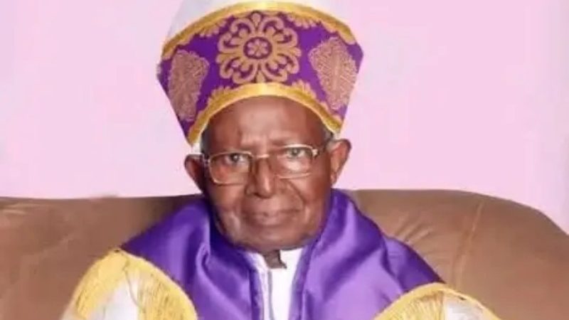 Veteran cleric Emmanuel Alogbo dies at 93