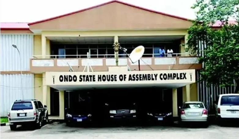 Ondo Assembly crisis escalates as 24 lawmakers push for Oladiji’s ouster