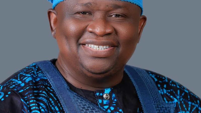 2027: Senator Adeola best positioned to lead Ogun, lawmaker declares