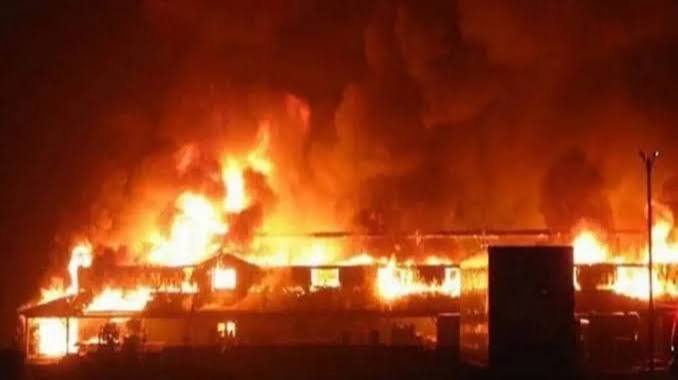 Emergency responders contain twin fires in Lagos, prevent major disaster