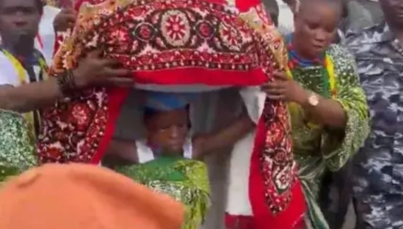 10-year-old princess makes history as youngest Arugba at Osun-Osogbo Festival