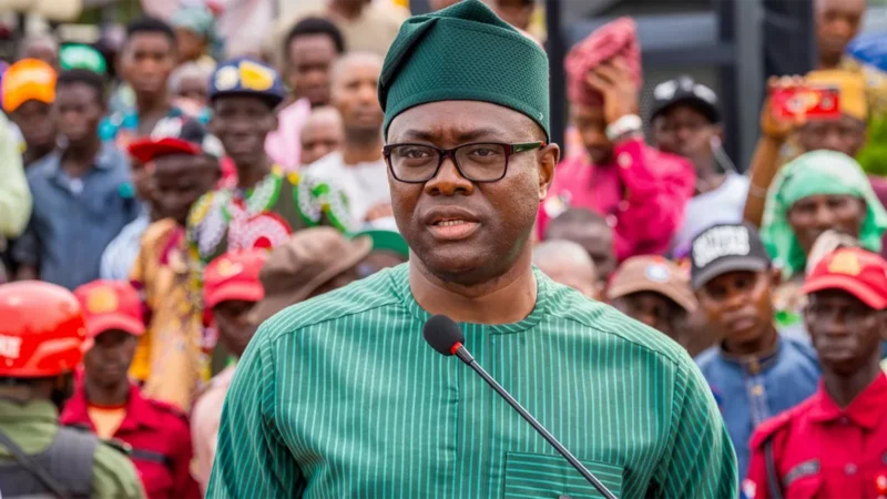 Makinde camp faults Tinubu’s petrol discount