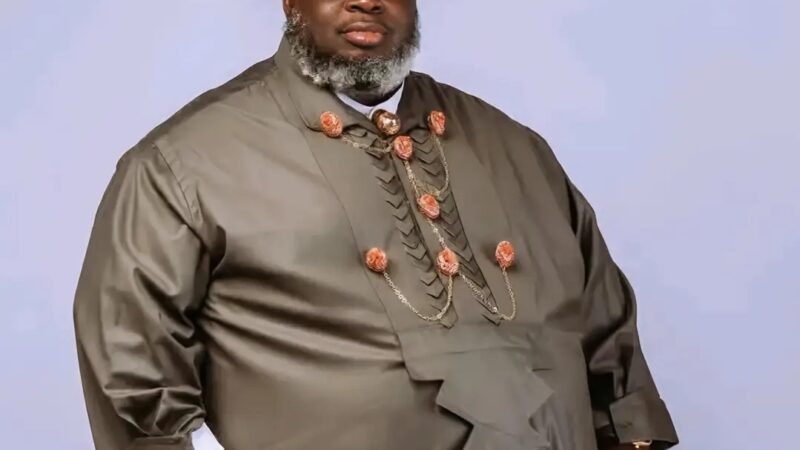 Bayelsa monarch Moses Theophilus dies amid reports of liposuction complications