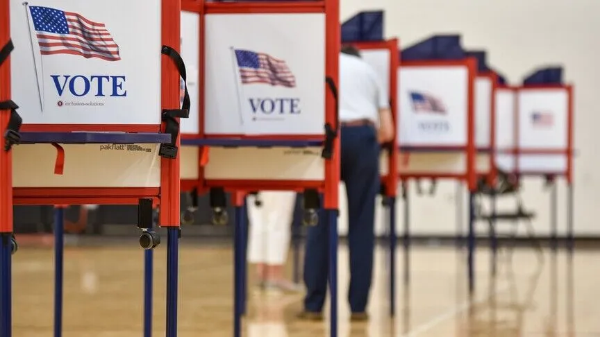 Democrats gain ground in Republican strongholds as Senate races tighten ahead of US midterms